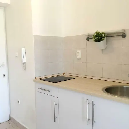 Baross Appartement *